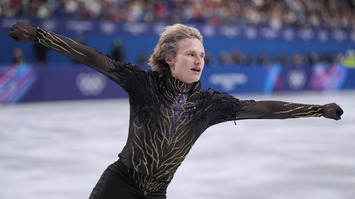 Malinin dovedl tým USA k obhajobě zlata v soutěži krasobruslařských družstev