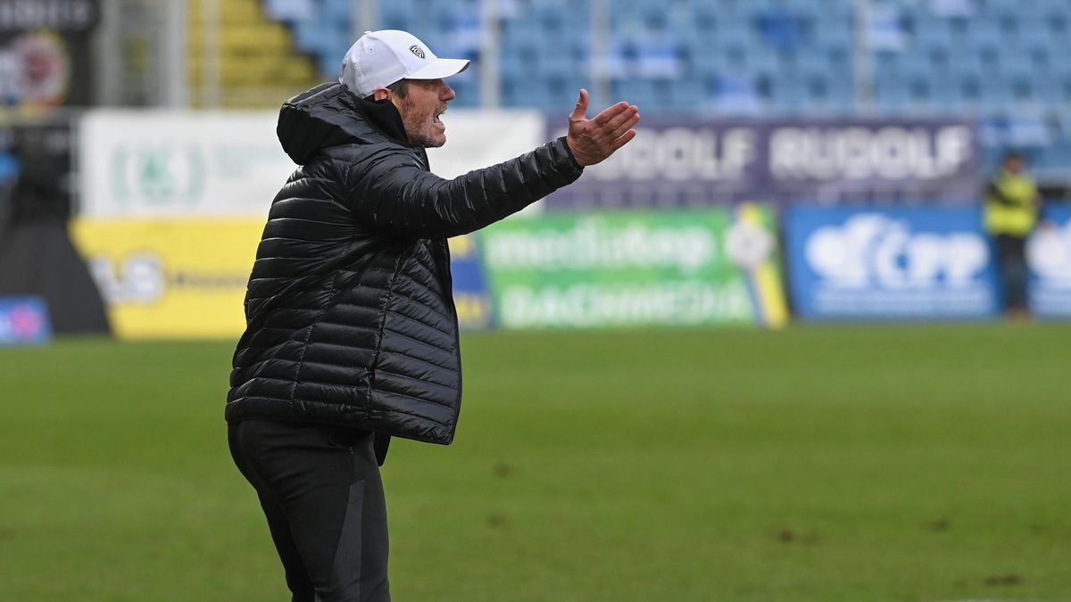 Zlín jde od porážky k porážce. Pokud tomu nedáme víc i v tréninku, bude to hodně špatné, přiznal kouč