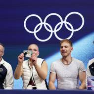 Natálie Taschlerová po svém vystoupení vytáhla fotku jejich zesnulého otce