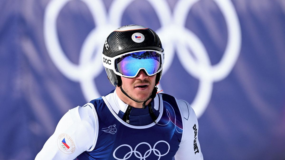 Zabystřan skončil ve sjezdu čtyřiadvacátý, Švýcar si okořenil olympijskou premiéru zlatem