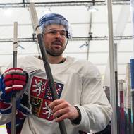 Tomáš Hertl už trénuje v Miláně.