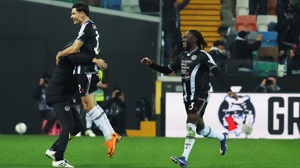 AS Řím prohrálo na půdě Udine a vypadlo z pozic pro Ligu mistrů