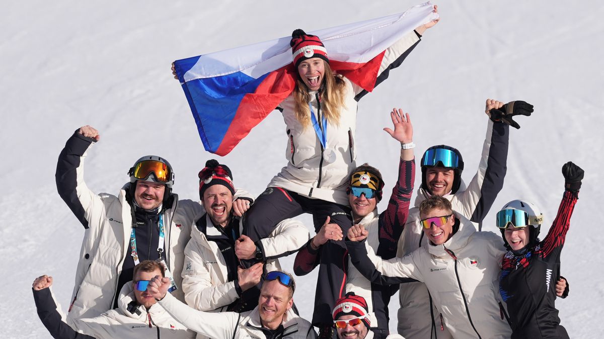 FOTO: Nejširší úsměv v Livignu, stříbrná Adamczyková zářila víc než vítězka