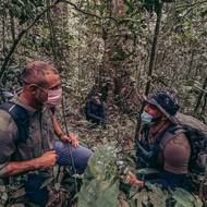 Bojovník Ondřej Raška během dobrodružství v Ugandě.