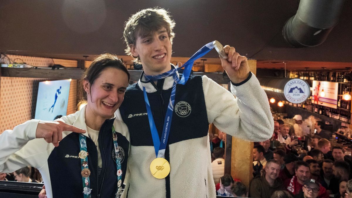 Už ne pro Sáblíkovou, teď pro Jílka. Stavba rychlobruslařské haly ožívá, Babiš si zve kouče Nováka