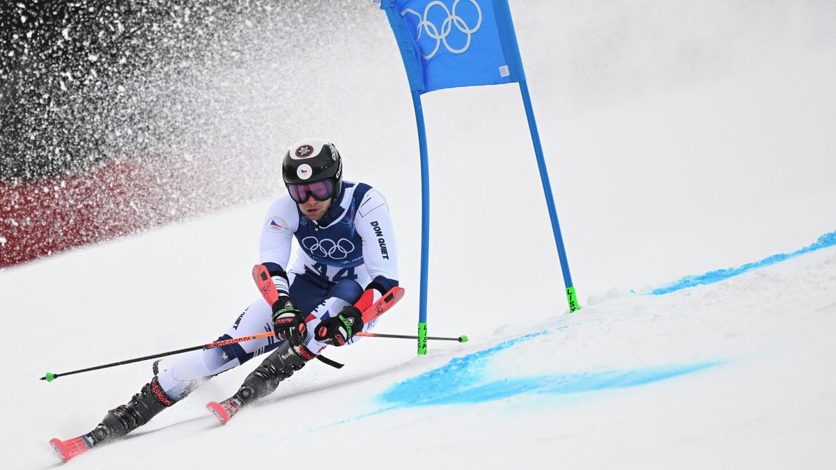 Müller v prvním kole obřího slalomu ztratil osm sekund. Ke zlatu má nakročeno Brazilec