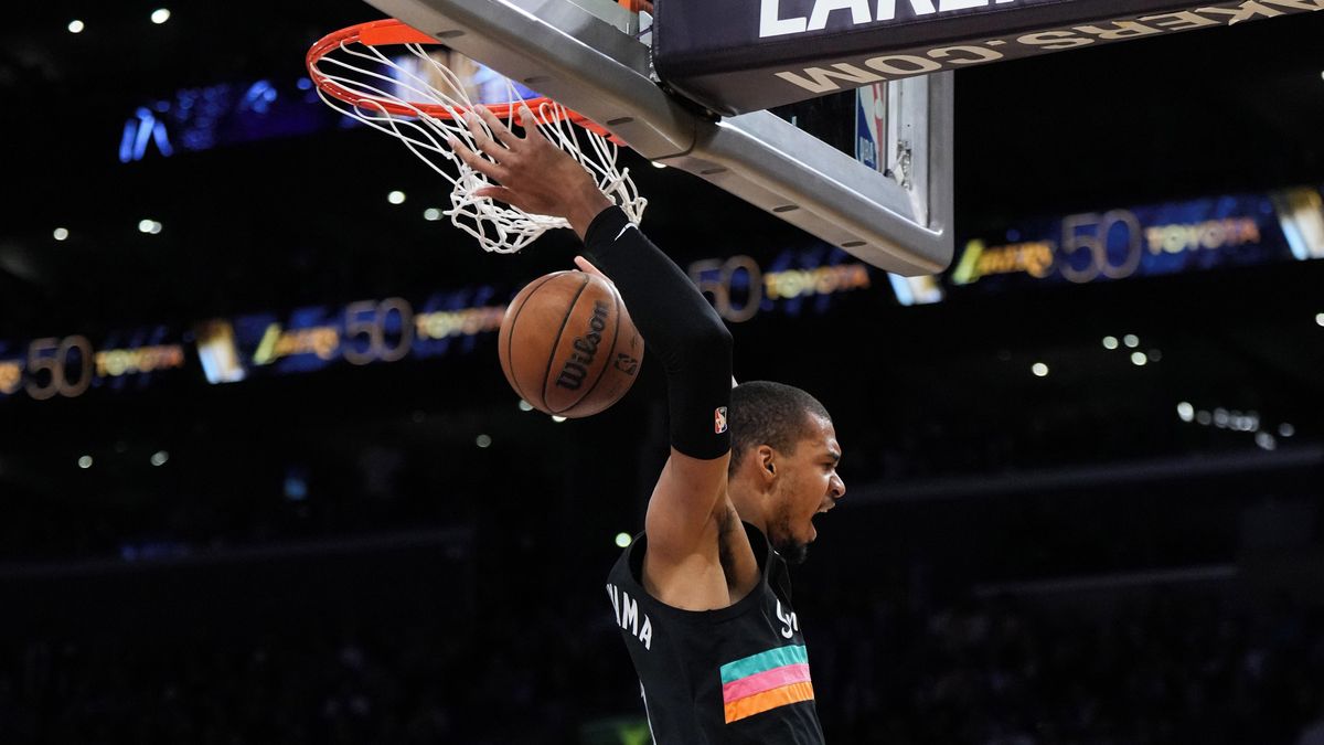 Wembanyama nasázel 40 bodů a pomohl San Antoniu k výhře nad oslabenými Lakers