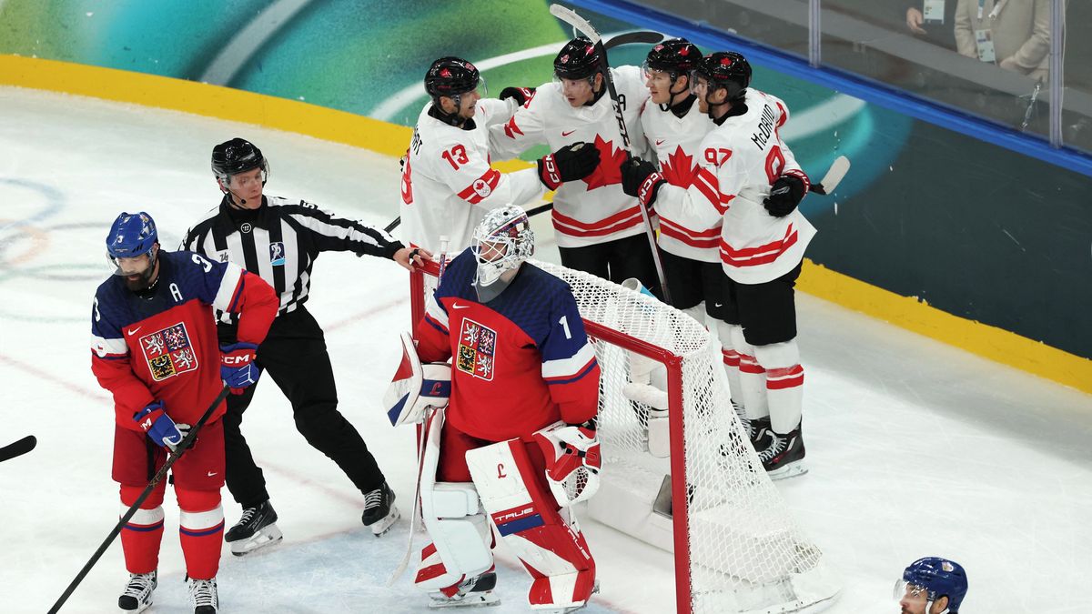 Na úvod olympijského turnaje debakl. Naděje proti Kanadě žila jen třetinu