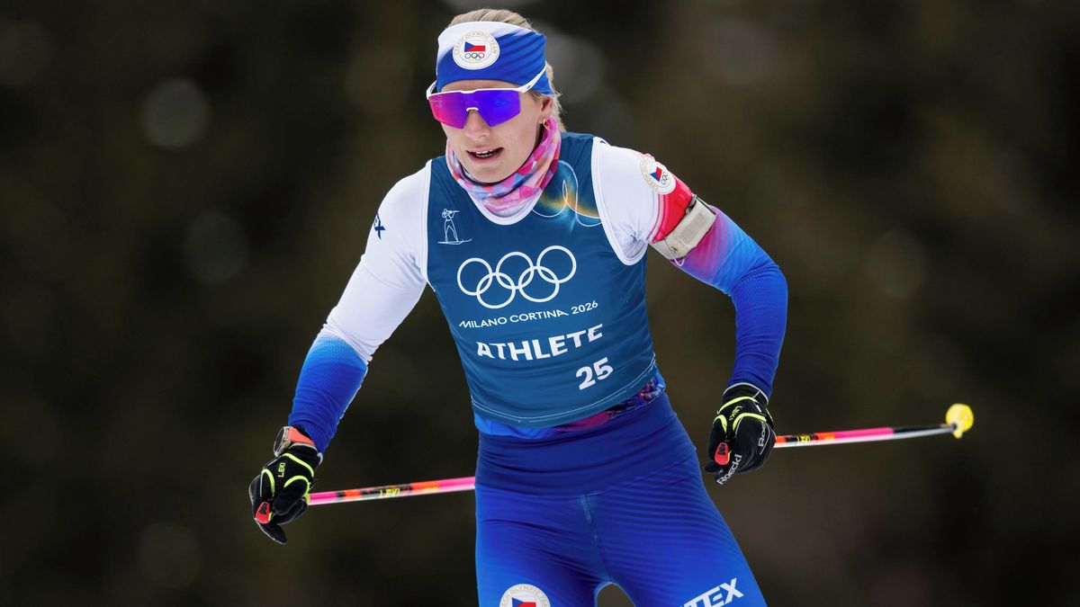 Česká vlajkonoška vstoupí do olympiády. Kéž by vevnitř něco bylo, přeje si Charvátová