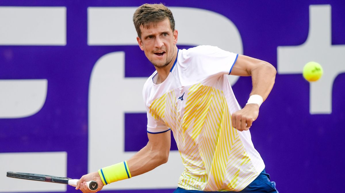 Kopřiva chce zaskočit největšího favorita