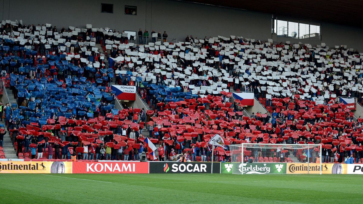 Fotbalová asociace zasahuje proti překupníkům, vstupenky na baráž půjdou znovu do prodeje