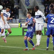 Hráči Lausanne se už radovali z vyrovnání, ale radost jim zkazil dohledaný offside.