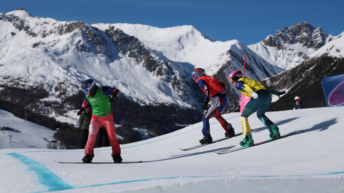 ZOH ONLINE 15.2.: Adamczyková se vrátí na snowboardcrossovou trať, hokejisty čeká Švýcarsko