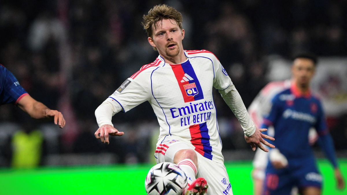 Lyon si připsal třináctou soutěžní výhru po sobě. Šulc asistoval u první branky