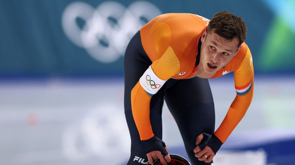 Bizarní moment na olympiádě. Rychlobruslař se urazil a místo závodu o medaili odjel pryč