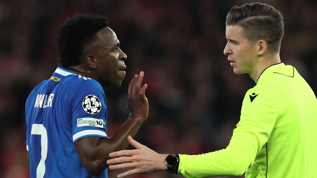 Divoký příběh pokračuje: Benfica vydala video, podle kterého hráči Realu nemohou mluvit pravdu