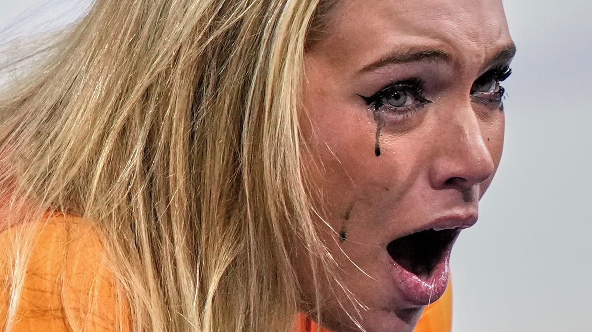 V návalu emocí se řasenka rozpustila v slzách. Pro rychlobruslařskou hvězdu má příběh hlubší význam