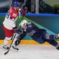 Floran Douay neustál souboj s Davidem Pastrňákem.