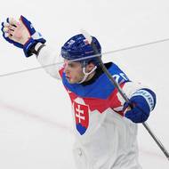 Juraj Slafkovský slaví