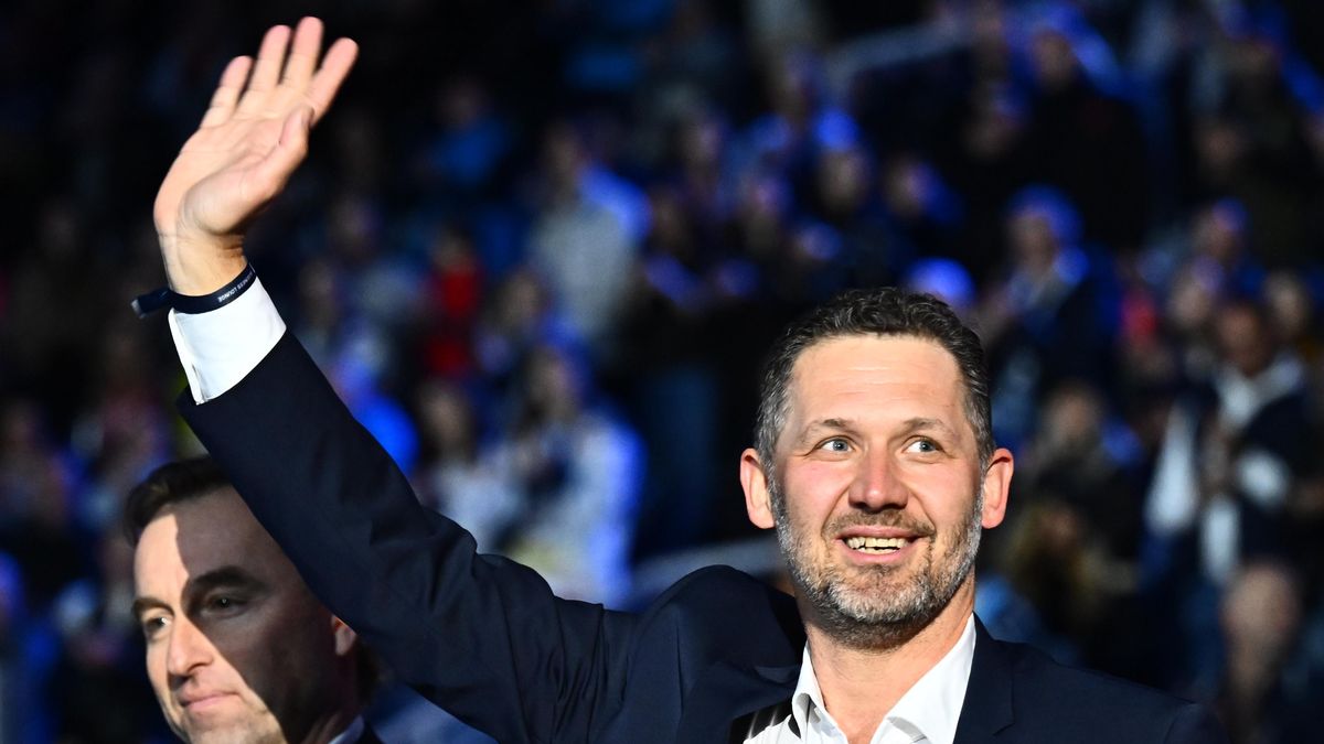 Jak Bílí Tygři dojali Lašáka. Mít vyvěšený dres v hale je něco extra, říká gólman