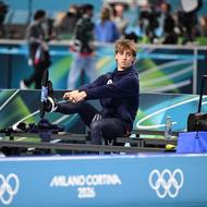 Soustředění před jízdou. Metoděje Jílka si fotooparáty hledaly už při přípravy. 