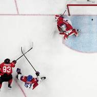 Vítězný gól Mitche Marnera (vlevo) v prodloužení.