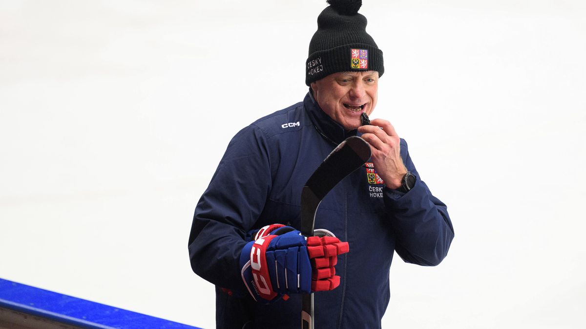 Nesmíme se nechat vyprovokovat, apeluje Rulík před Kanadou. Tréninky uzavřel kvůli blázinci okolo