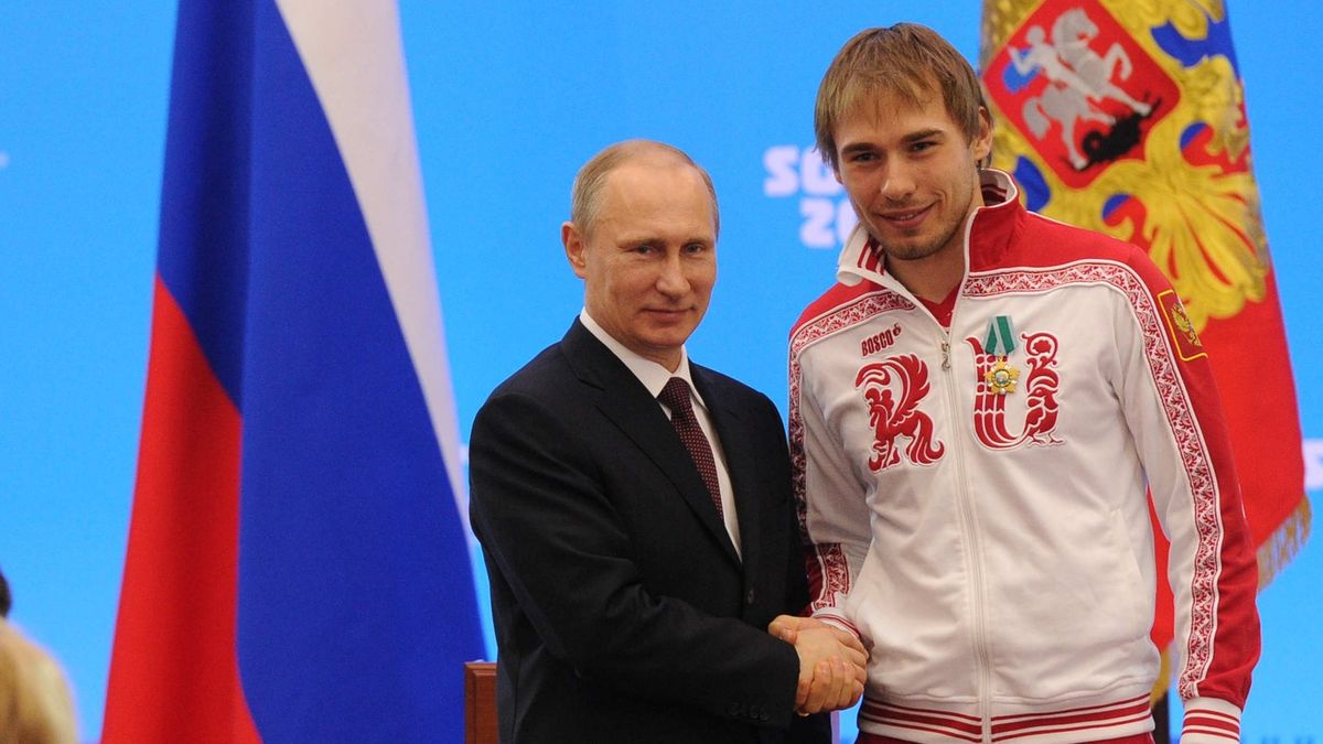 Ruský biatlonista odmítl vrátit medaili ze Soči. Proč bych to dělal, je moje, říká