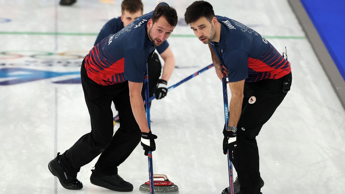 CURLING ONLINE: Výborná hra, Češi proti favorizovaným USA otáčejí skóre