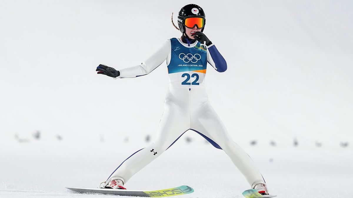 Indráčkové se daří i na velkém můstku, postoupila do druhého kola