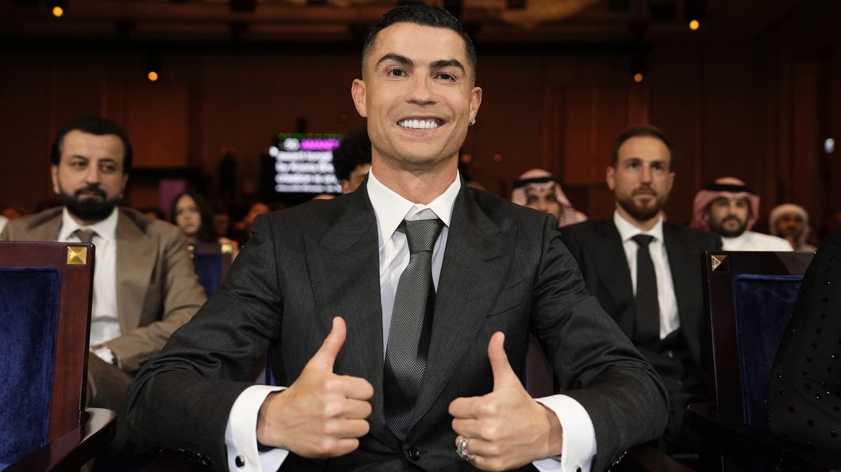 Cristiano Ronaldo kupuje podíl ve druholigovém španělském klubu