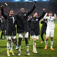 Nadšení pod kotlem Panathinaikosu.