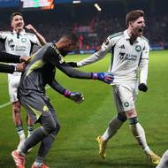 Nadšení pod kotlem Panathinaikosu.