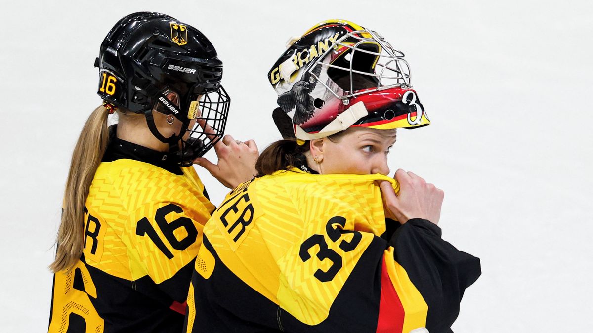 Nein! Němky nepustily hokejistky Švédska na záchod. Po pohromě v šatně přišla pomsta