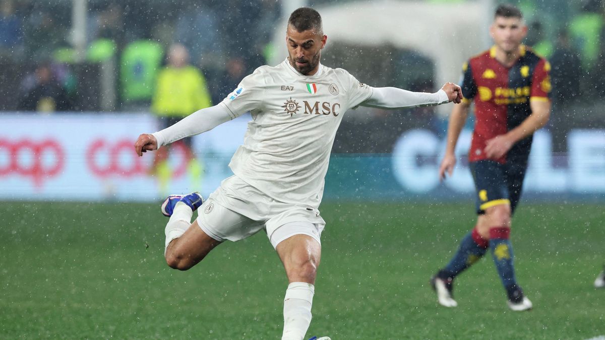 Neapol rozhodla v oslabení o vítězství nad Janovem