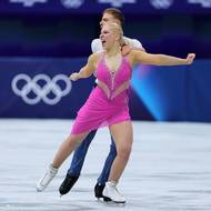 Natálie Taschlerová a Filip Taschler na olympiádě při rytmickém tanci