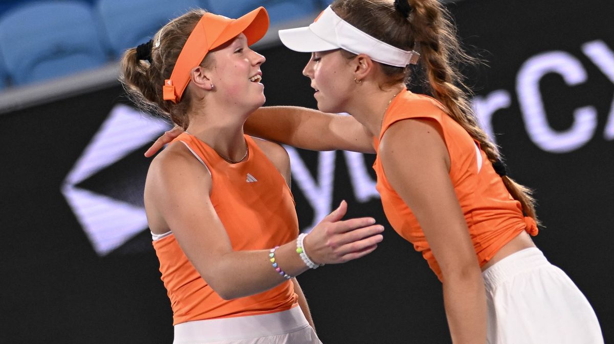 Šampionky na Davis Cupu. Kovačkovy se fotily s Berdychovou partou