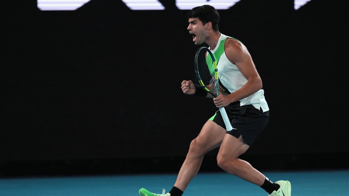 TENIS ONLINE: Alcaraz otáčí finále Australian Open