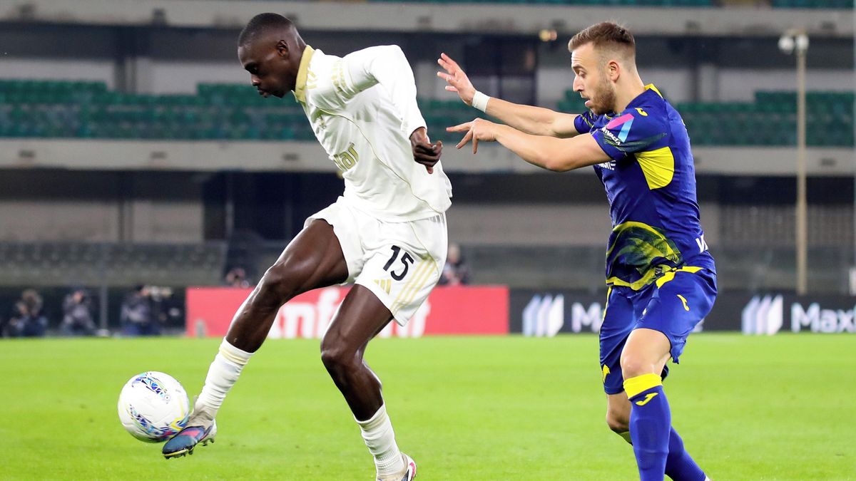 Záchranářský souboj v italské lize mezi Veronou a Pisou skončil bez gólů