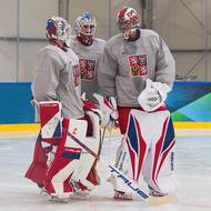 Čeští brankáři. Zleva Lukáš Dostál, Karel Vejmelka a Daniel Vladař.