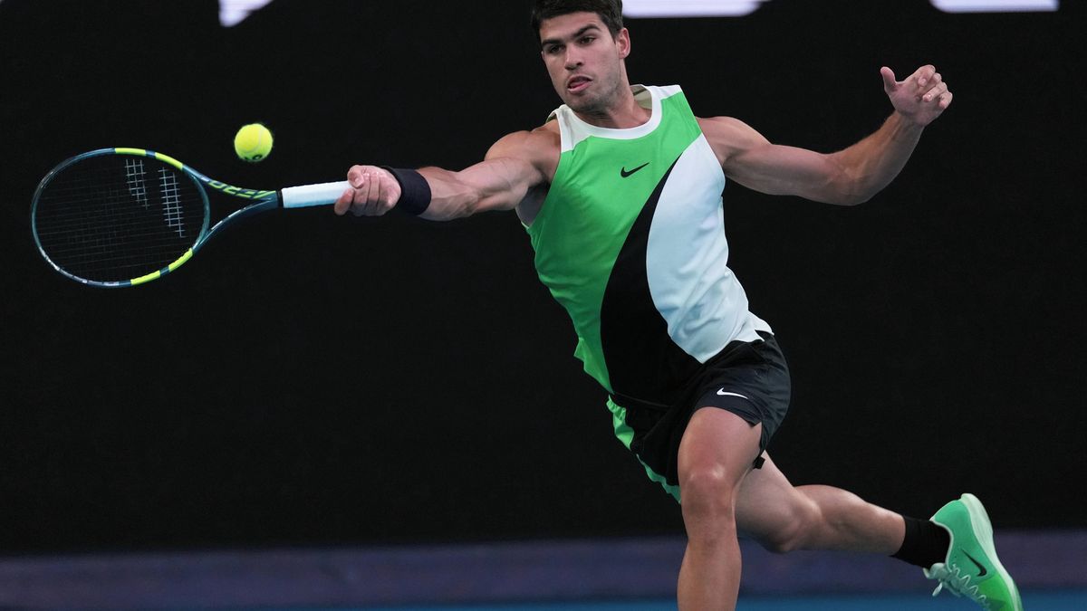 TENIS ONLINE: Je srovnáno. Alcaraz oplatil Djokovičovi stejnou mincí