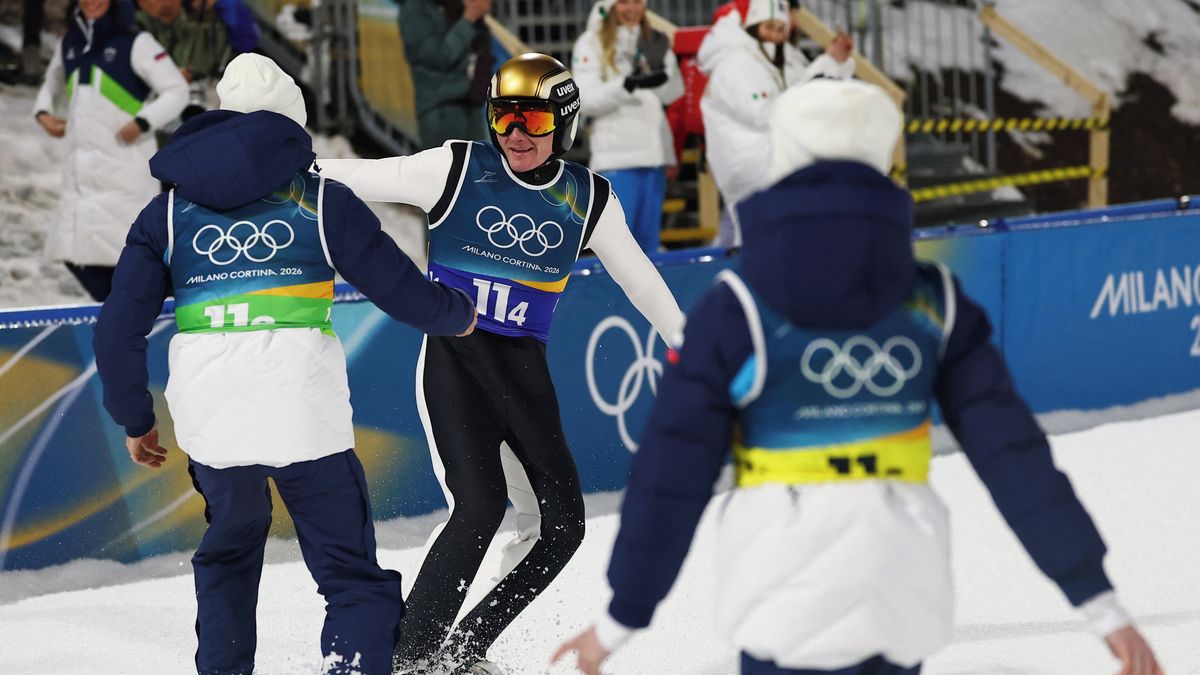 Favorizovaní slovinští skokani na lyžích obhájili olympijské zlato v závodě smíšených družstev