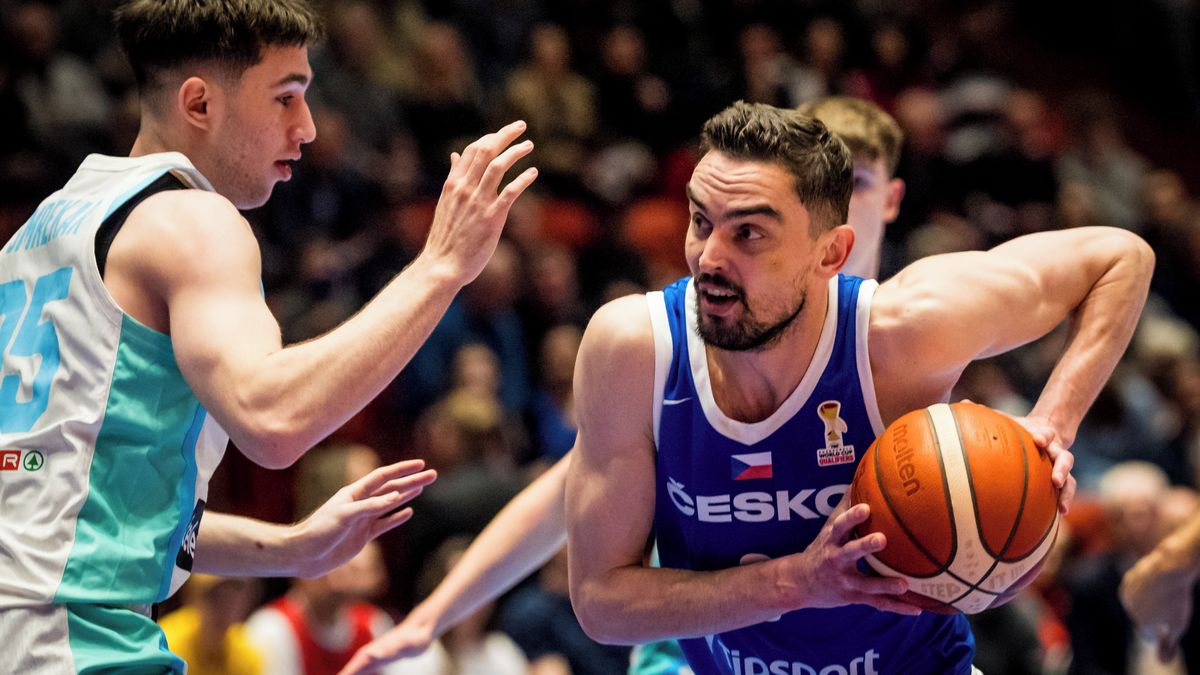 Národní tým probudil, ale na vítězství to nestačilo. Odešly nám nohy, litoval Satoranský