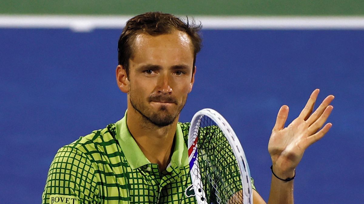 Zrušené lety a strach o bezpečí. Tenisté uvízli na Blízkém východě