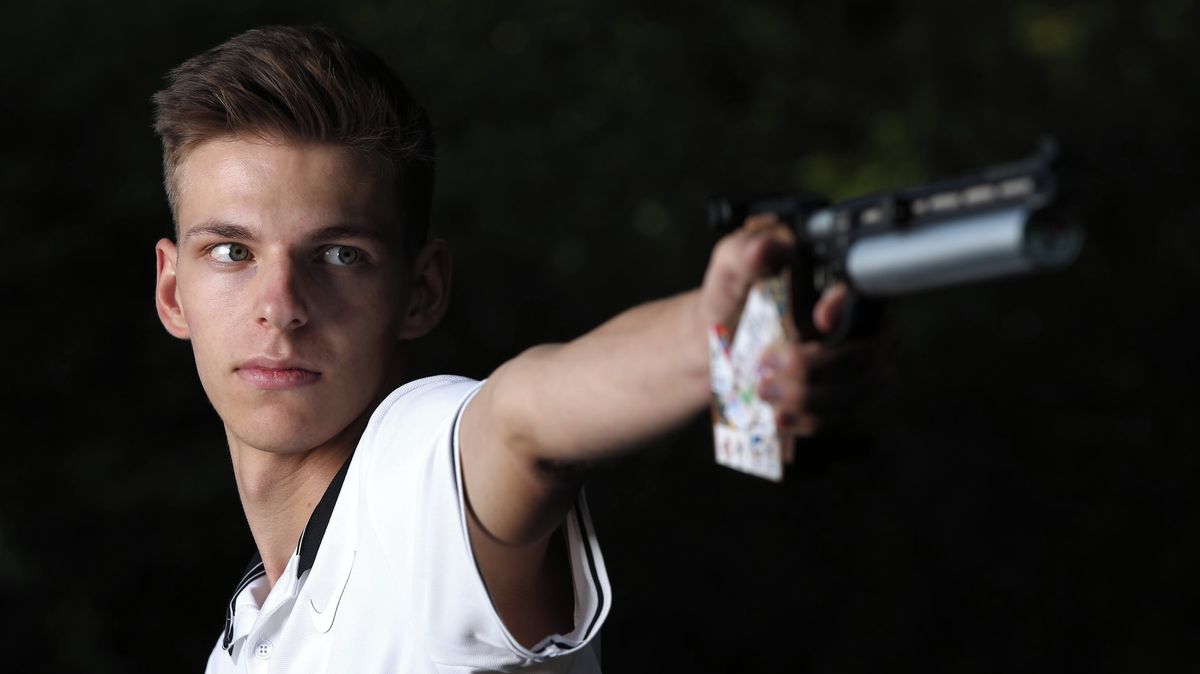 První medaile z ME ve sportovní střelbě. Pistolář Schejbal byl třetí