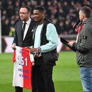 Před derby se oficiálně rozloučil se svou kariéru bývalý hráč Slavie i Sparty Simon Deli. 