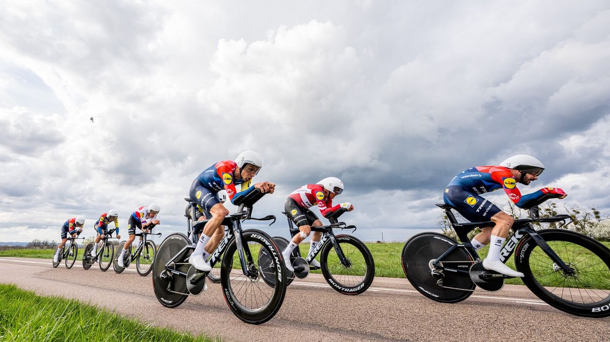 Vackovu týmu těsně uniklo na Paříž-Nice vítězství v časovce
