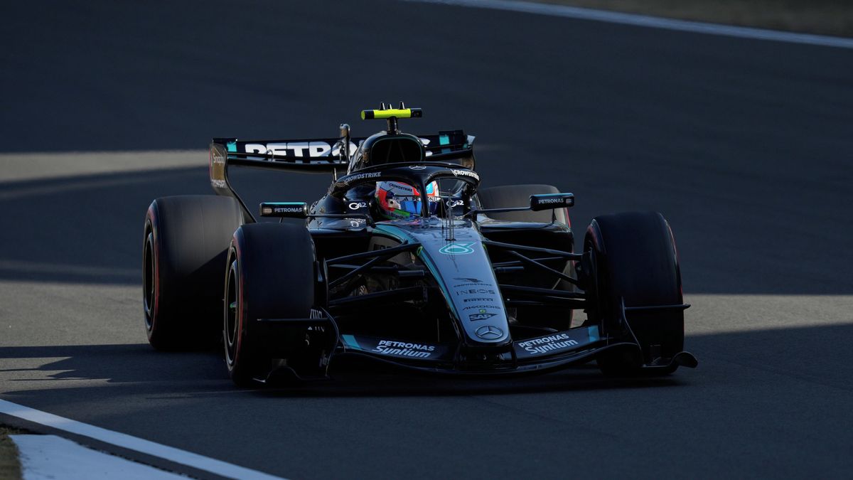 Russell přišel o neporazitelnost. První pole position v kariéře si v Číně vyjel Antonelli