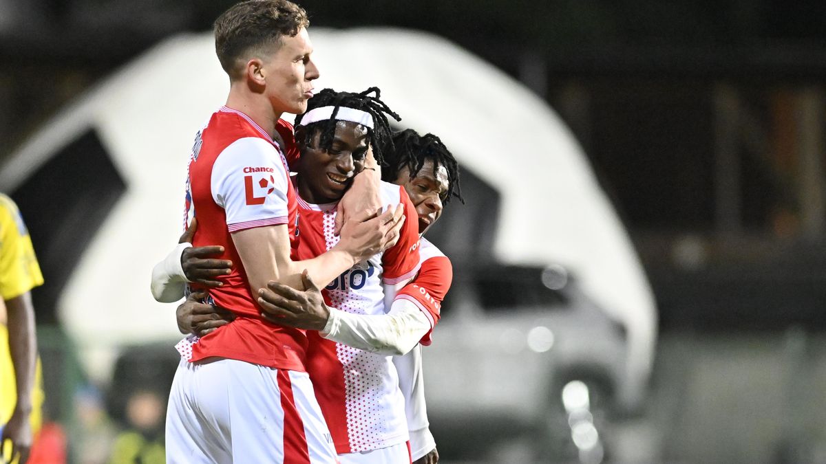 Slavia ve Zlíně dominovala! Baník venku neuspěl, Jablonec nestačil na posledního