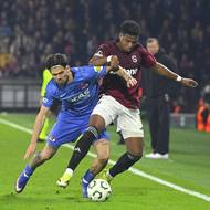 Mercadův rychlostní souboj s Densem Kasiusem.